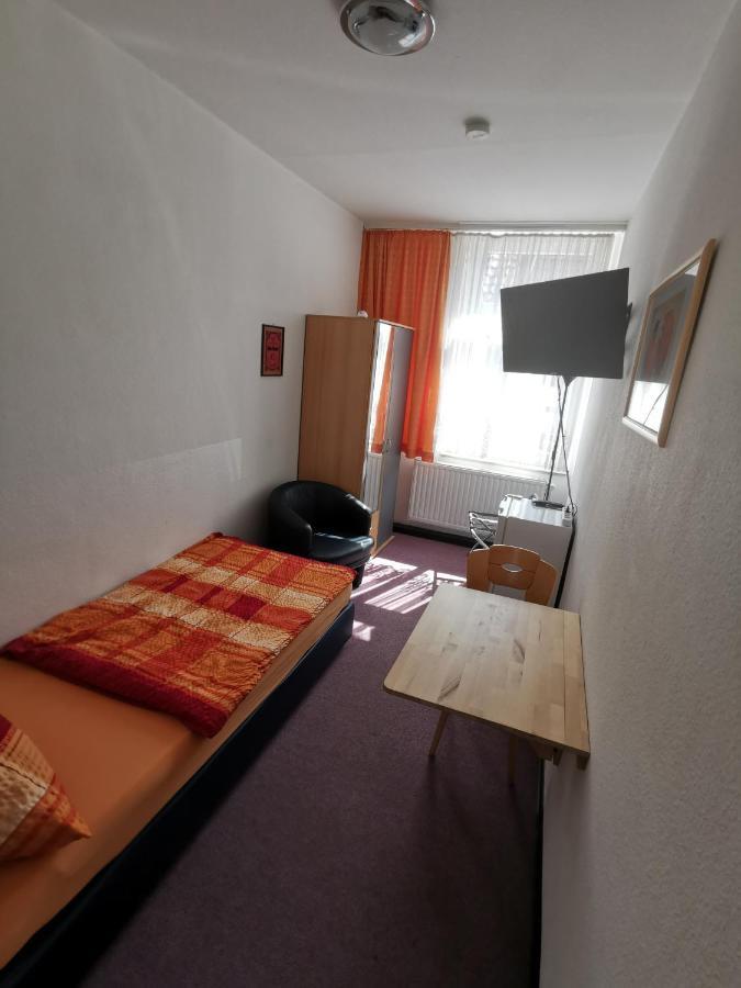 Hotel-Pension Zum Hirsch Hattersheim am Main Kültér fotó