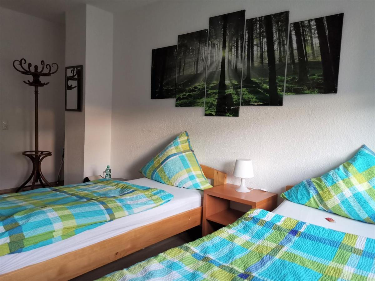 Hotel-Pension Zum Hirsch Hattersheim am Main Kültér fotó