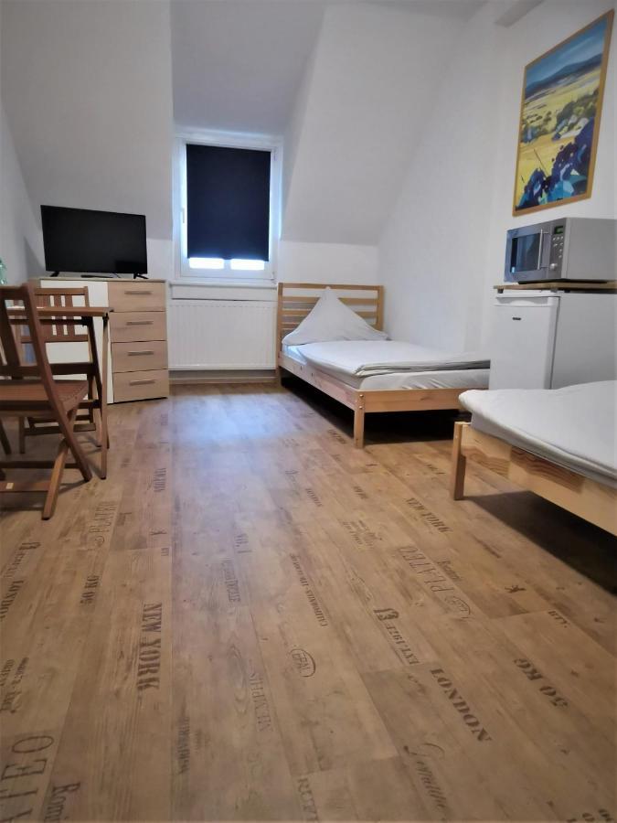 Hotel-Pension Zum Hirsch Hattersheim am Main Kültér fotó