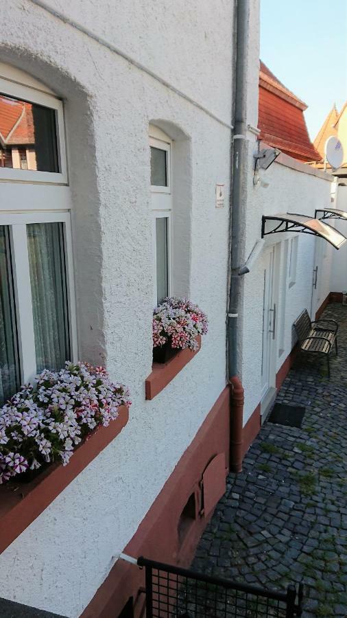 Hotel-Pension Zum Hirsch Hattersheim am Main Kültér fotó
